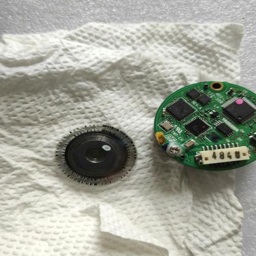 伺服電機內部有編碼器嗎 伺服電機內部有編碼器嗎