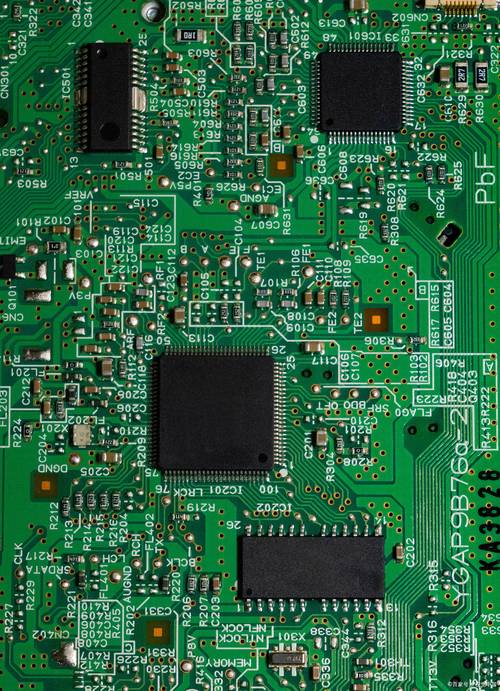 集成電路板工作原理，集成電路板圖片
