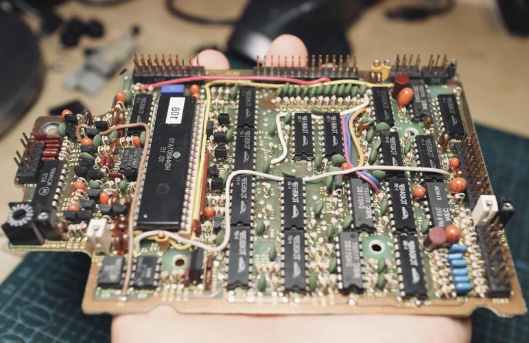 集成電路板電話