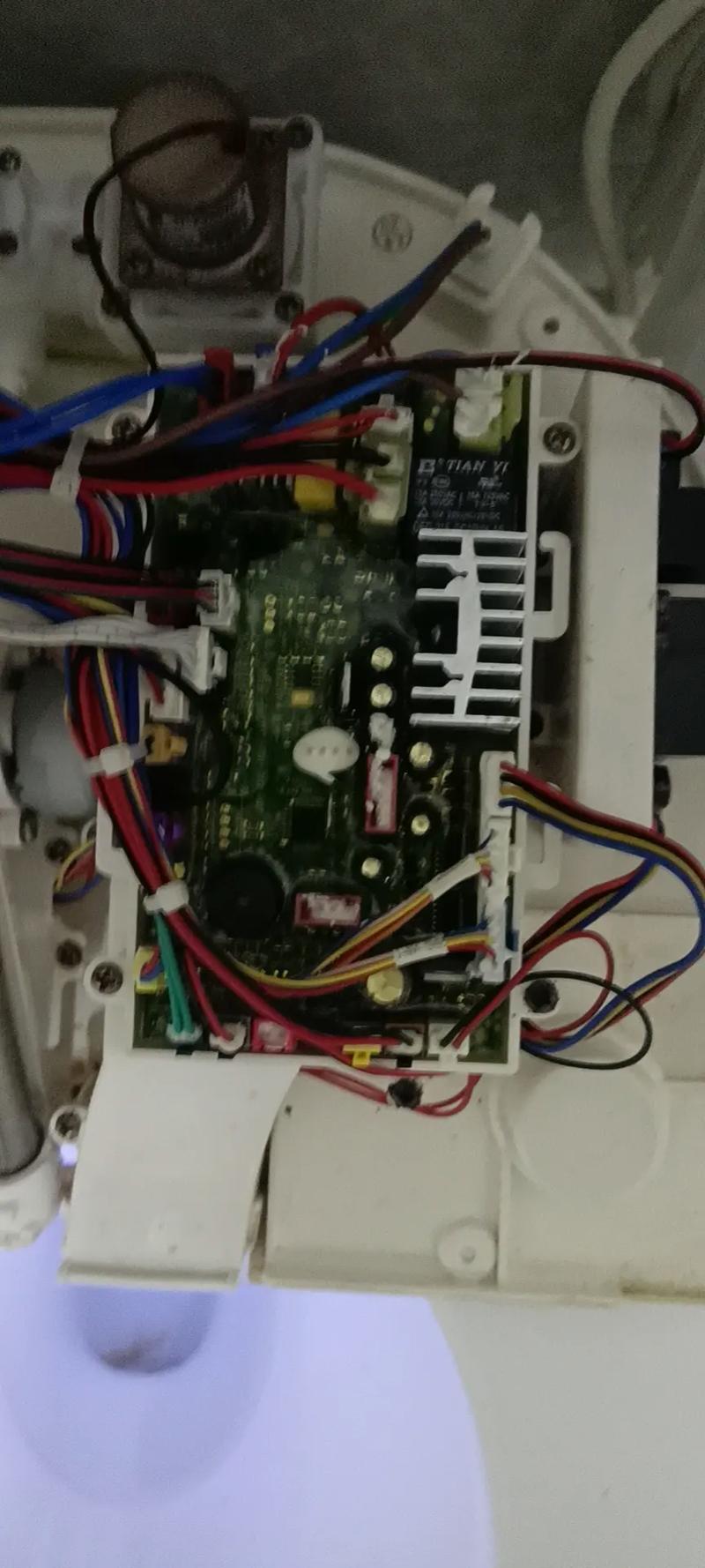 電動馬桶電路改造 電動馬桶電路改造