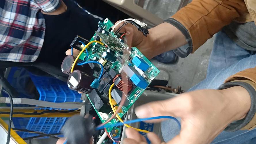 電路板維修常用手法視頻