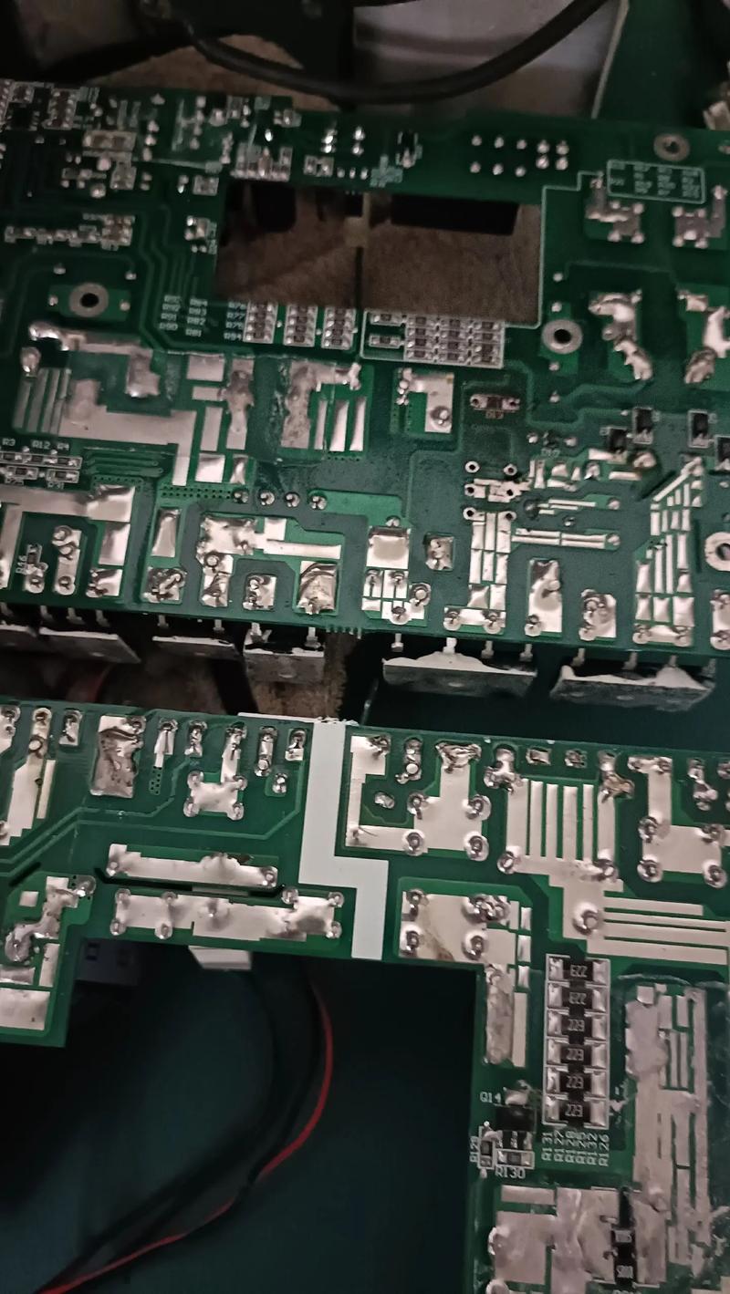 在科技不斷進步的時代，電路板成為了電子產品的核心部件。然而，當電路板出現故障時，往往需要經驗豐富的維修師傅來解決問題。湛江，一個擁有眾多技藝精湛的電路板維修師傅的地方，他們的高超技藝和修行之路正深深吸引著人們的目光。