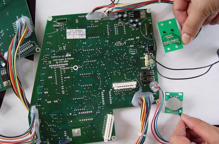 家電電路板維修視頻：學(xué)習(xí)如何維修家中電器的電路板故障