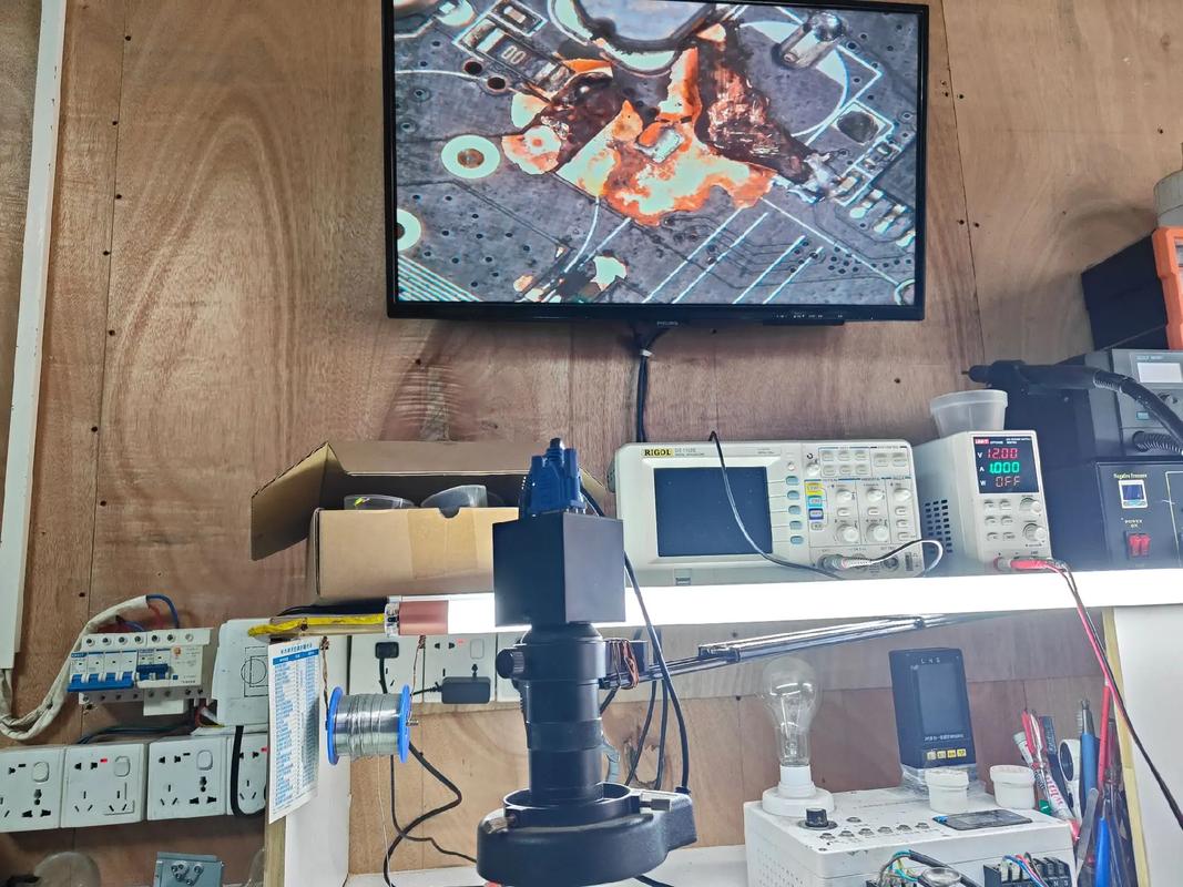 智能機器人導航維修視頻