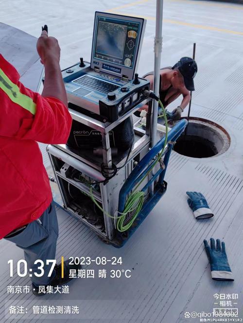 武漢管道檢查機(jī)器人：實(shí)現(xiàn)管道維修的技術(shù)創(chuàng)新