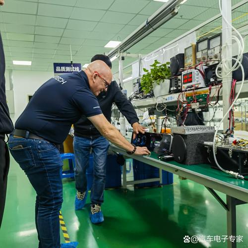 納米機器人維修師傅