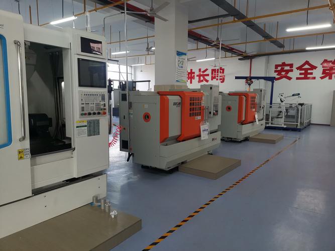 重慶數控機床價錢，重慶數控機床培訓學校哪里比較好