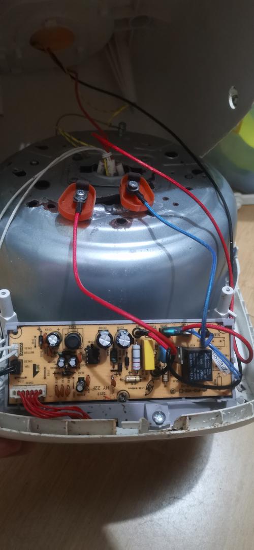 電飯煲維修線路板：保障美味飯菜的關鍵